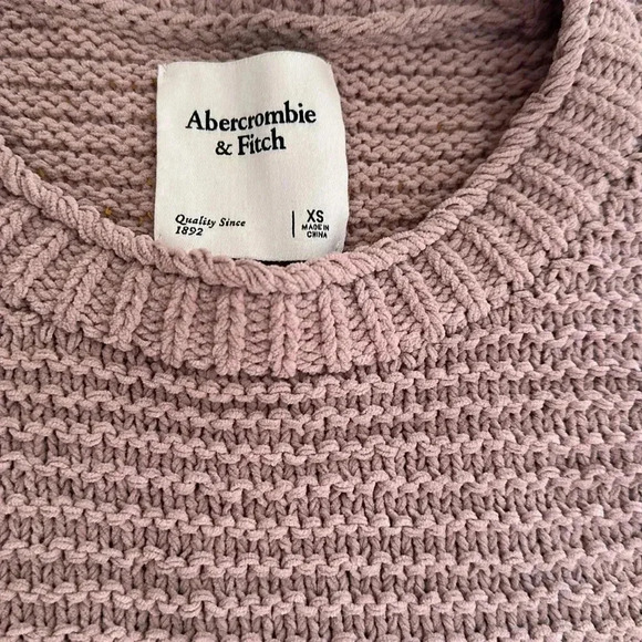 Abercrombie and fitch - Picture 3 of 3